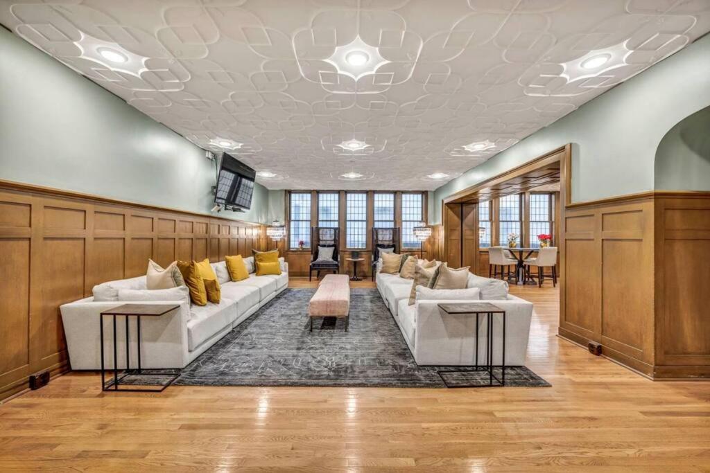 דירות קליבלנד 2Br Unit In The Heart Of Dt On Playhouse Square, With Pool And Gym Access-1106 מראה חיצוני תמונה