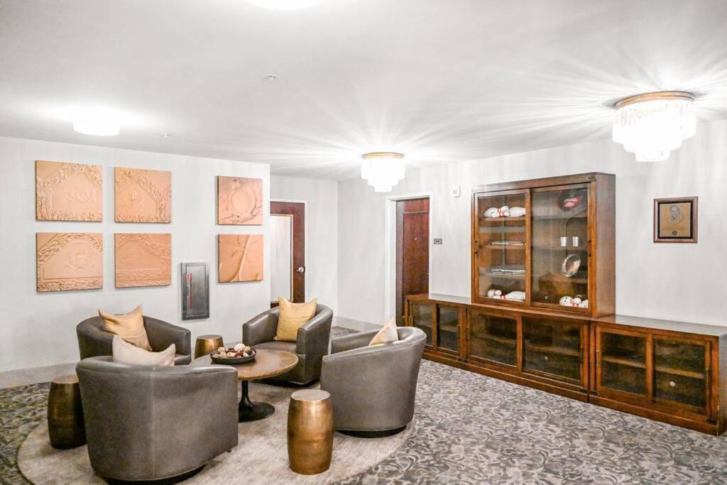 דירות קליבלנד 2Br Unit In The Heart Of Dt On Playhouse Square, With Pool And Gym Access-1106 מראה חיצוני תמונה