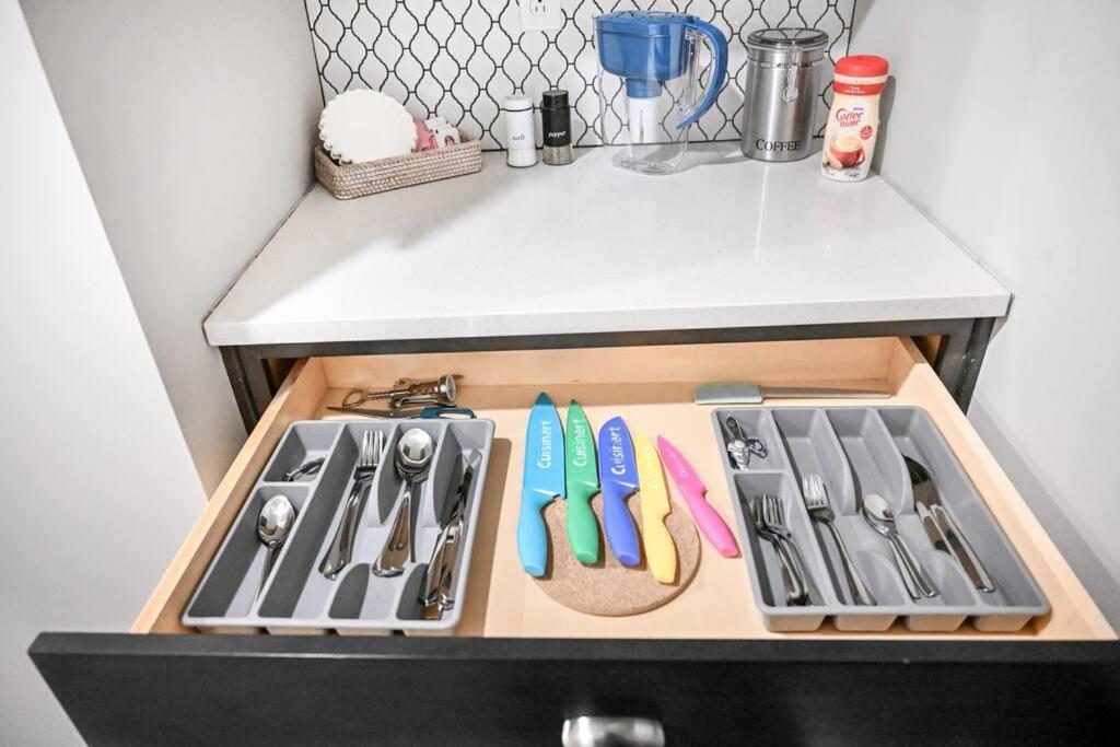 דירות קליבלנד 2Br Unit In The Heart Of Dt On Playhouse Square, With Pool And Gym Access-1106 מראה חיצוני תמונה